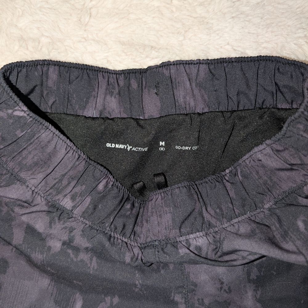 Old Navy Charcoal Patterned Athletic‎ Shorts - Picture 3 of 3